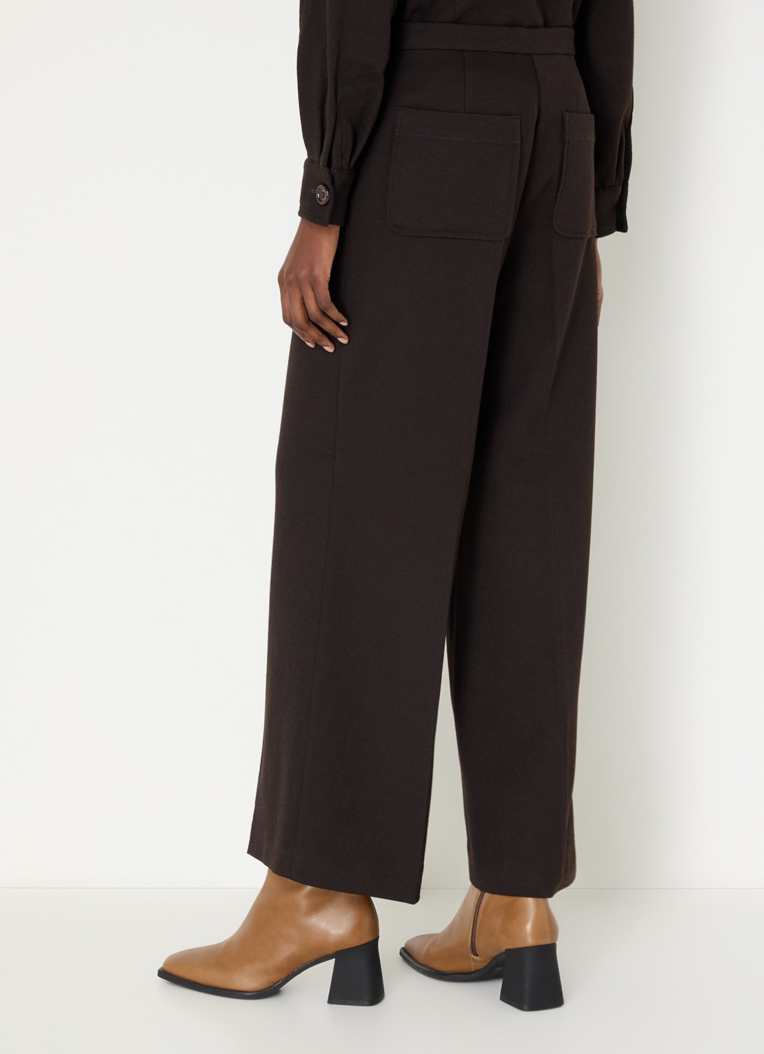 Sessùn Alberwool high waist straight fit cropped broek met opgestikte zakken - achterkant bruin