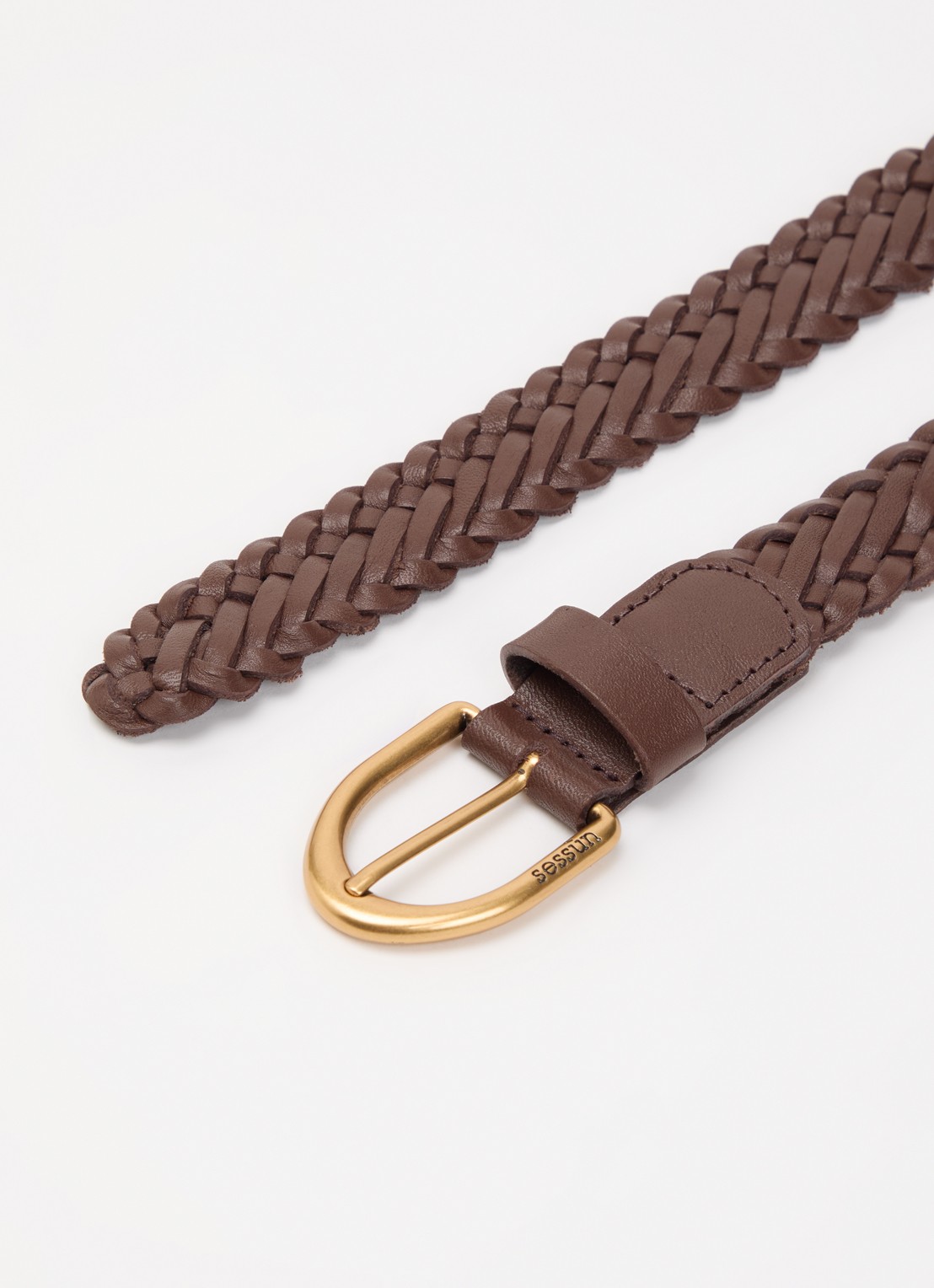 Sessùn Bonito riem van kalfsleer - detail donkerbruin