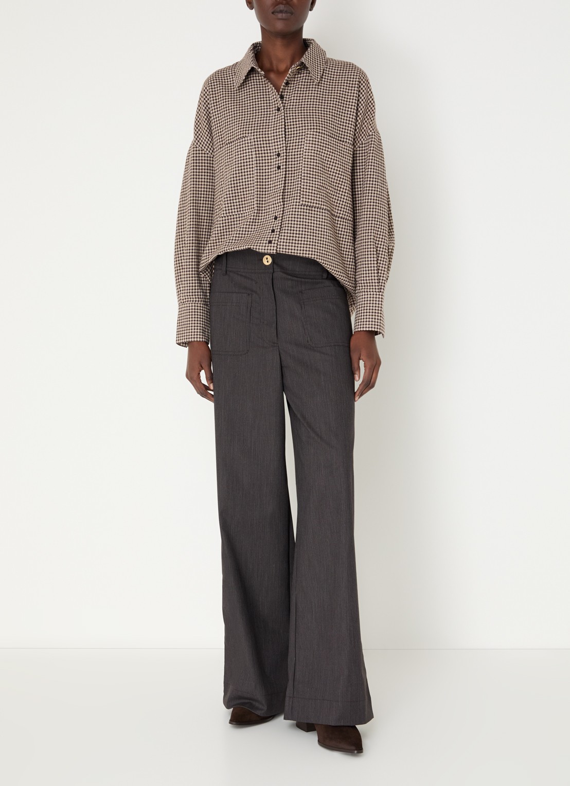 Sessùn Cecily blouse met rustdessin en opgestikte zakken - voorkant 4 bruin