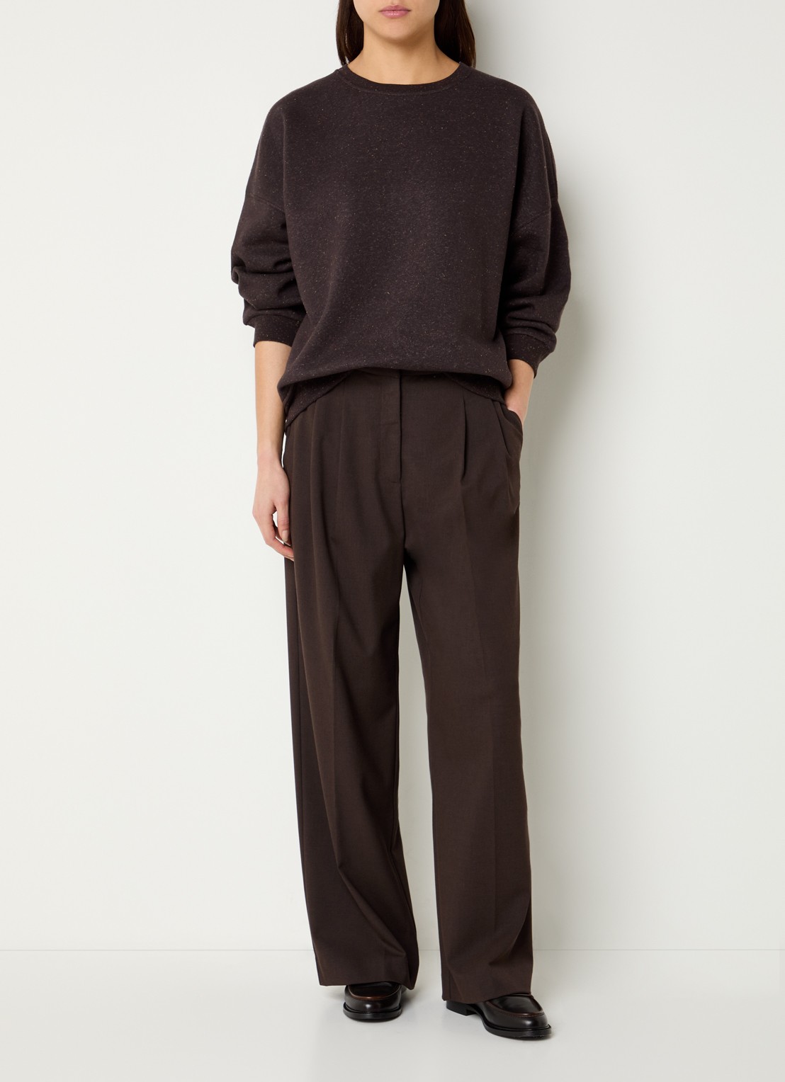 Sessùn Chebbi sweater in linnenblend met ronde hals - voorkant 3 bruin
