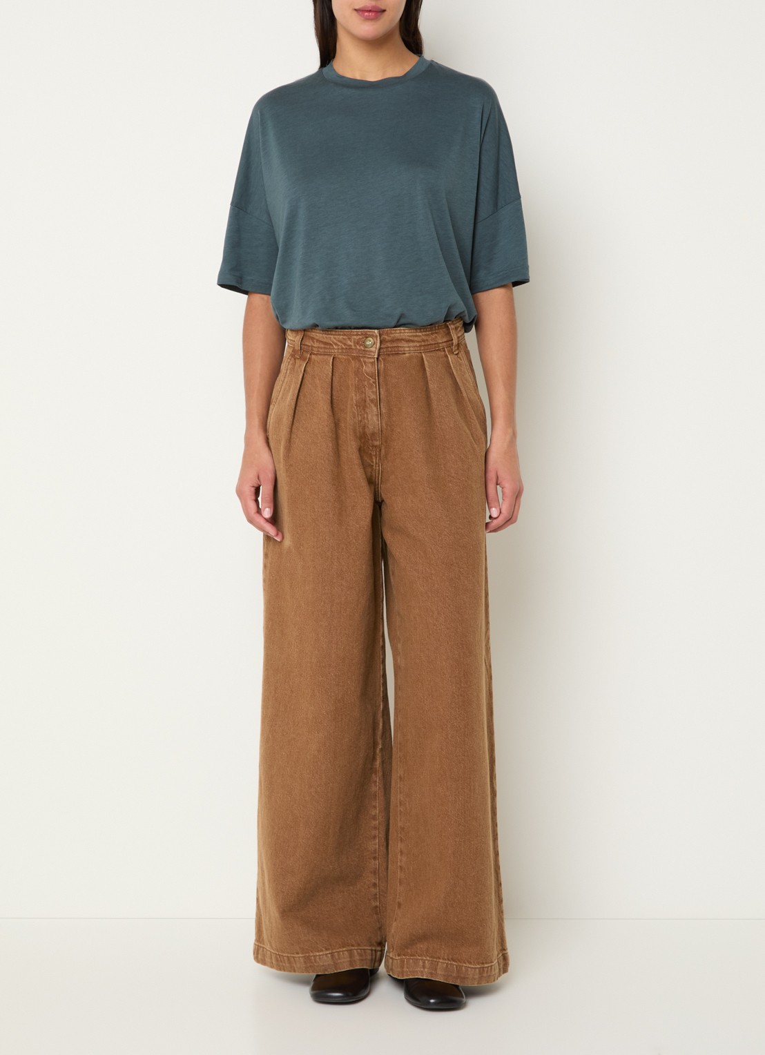 Sessùn Diegui high waist wide fit palazzo broek van denim - voorkant 4 camel