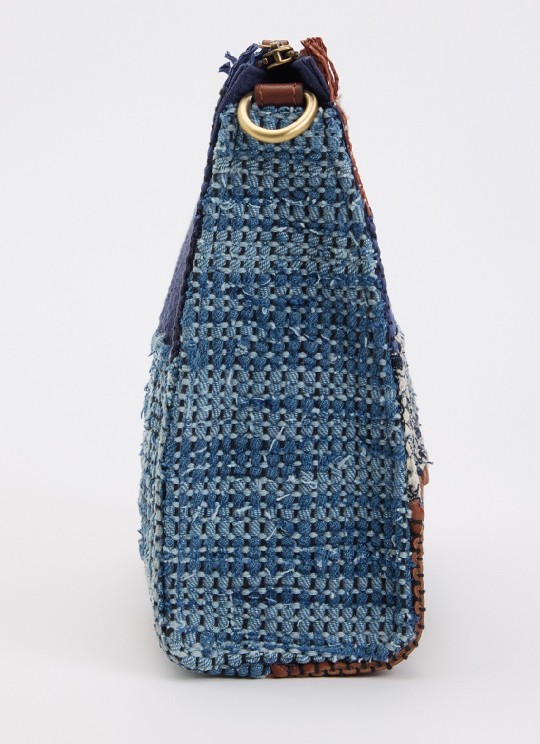Sessùn Farawa Blue schoudertas van raffia met details van leer - detail 2 denim