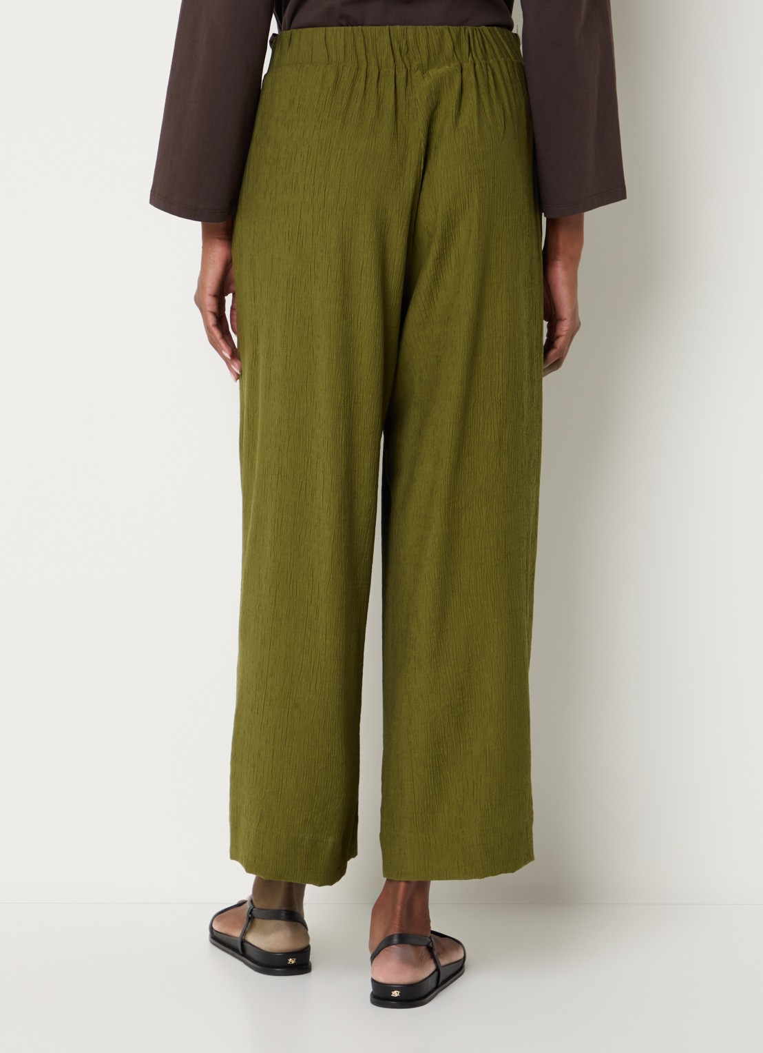 Sessùn Isla Minima culottes van crêpe  - achterkant 3 mosgroen