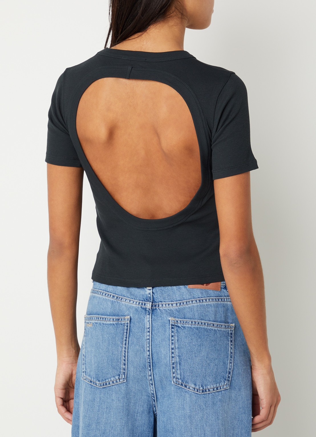 Sessùn Jahara T-shirt met rug decolloté - detail 3 antraciet