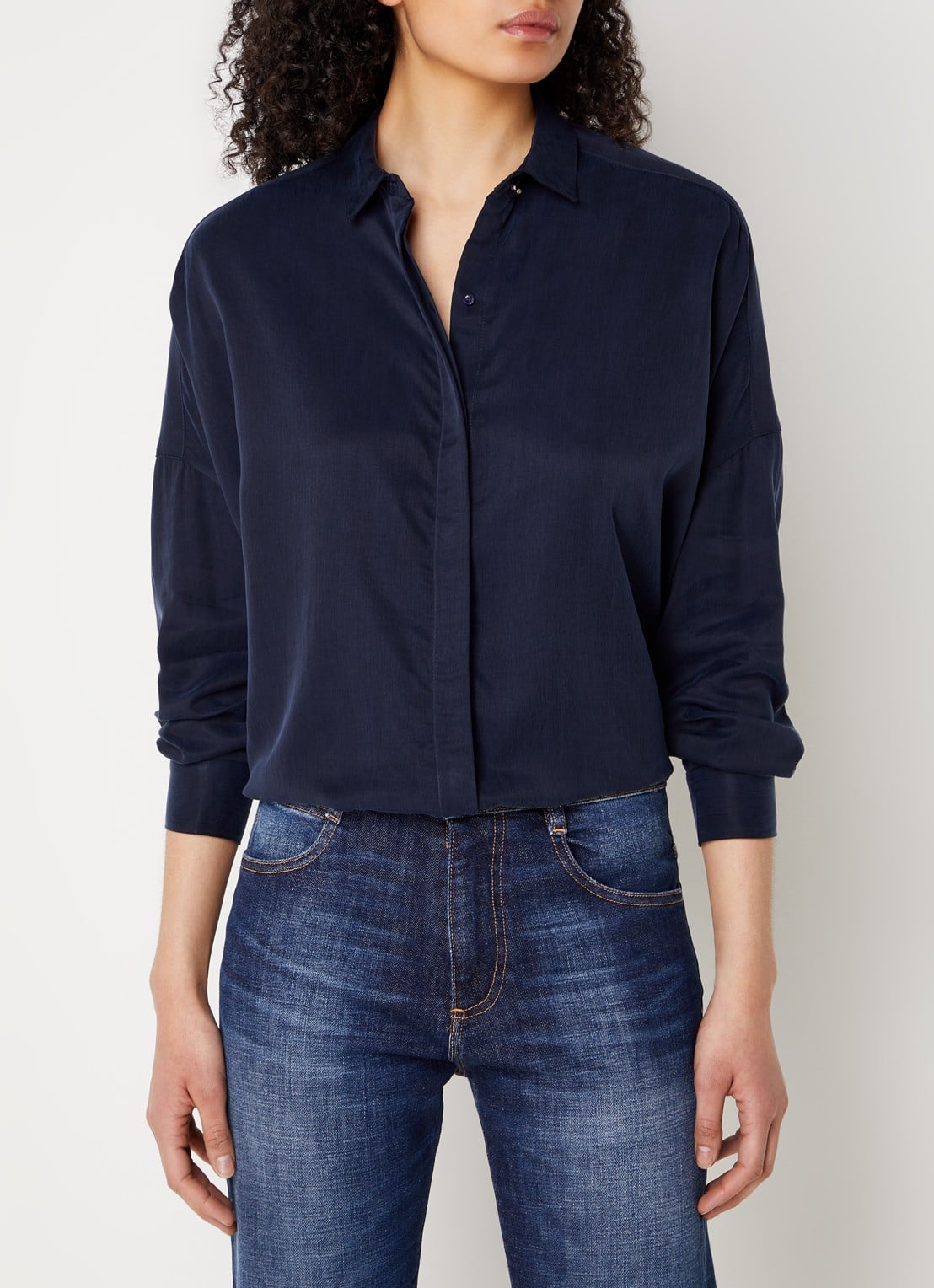 Sessùn Lady D blouse met blinde knoopsluiting - detail 4 donkerblauw