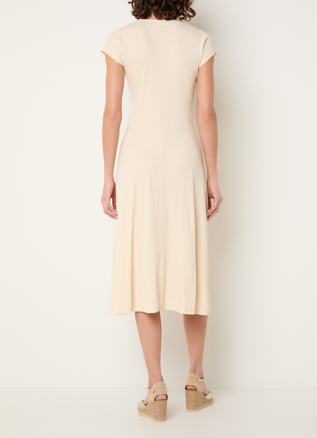 Sessùn Nea midi jurk met V-hals - achterkant 3 beige