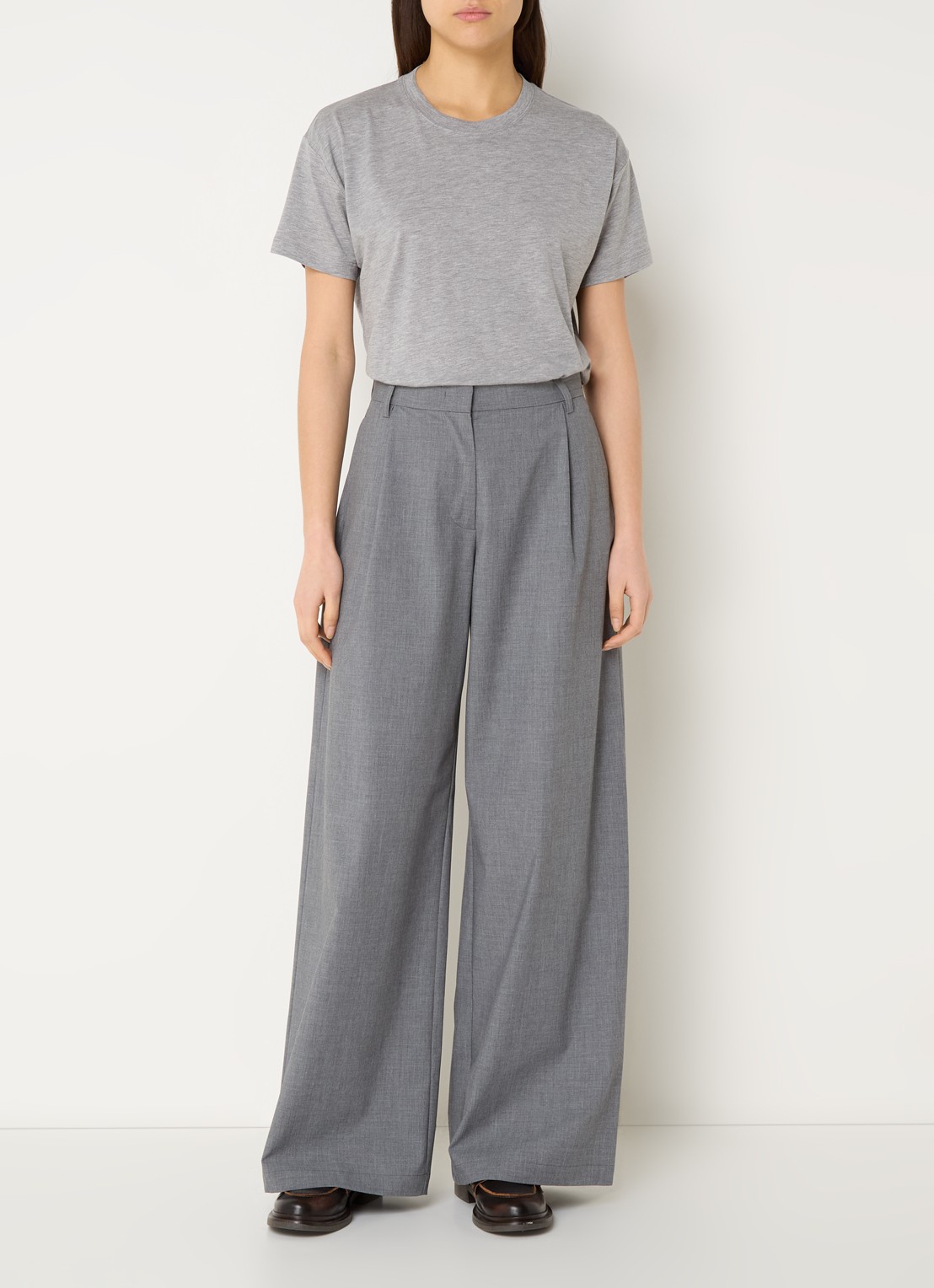 Sessùn Provenco high waist wide fit pantalon met steekzakken - voorkant 4 grijsmele