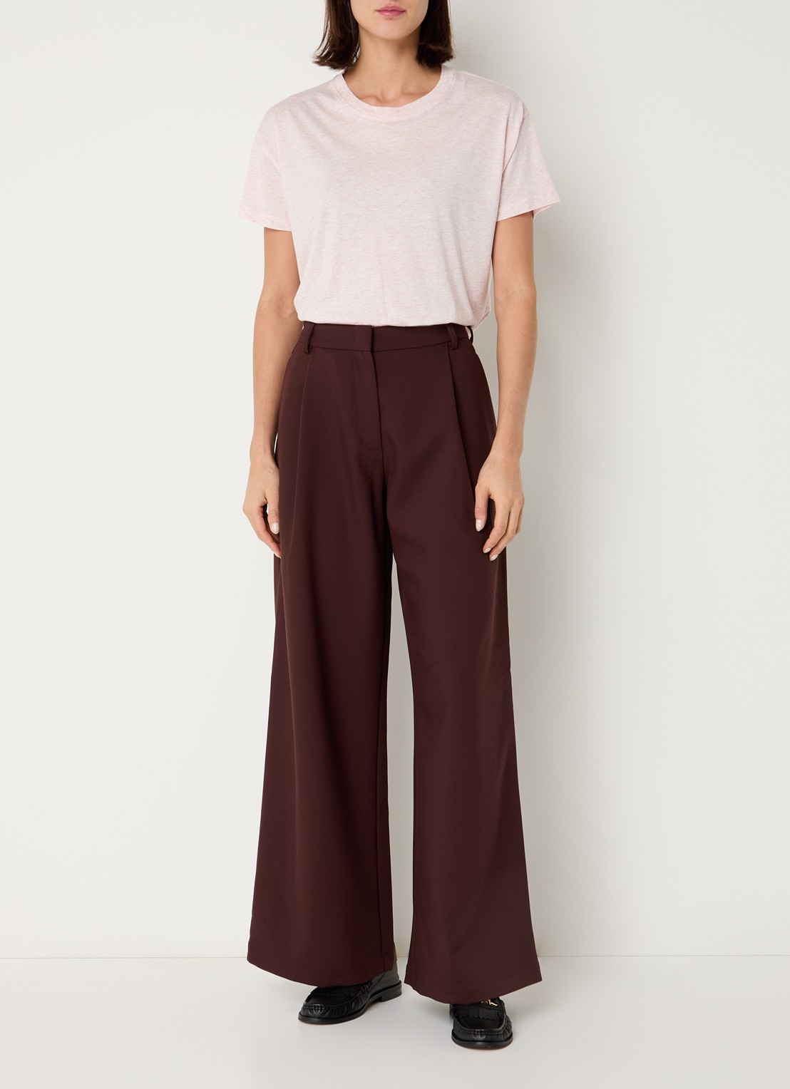 Sessùn Provenco high waist wide fit pantalon met steekzakken - voorkant 3 donkerbruin