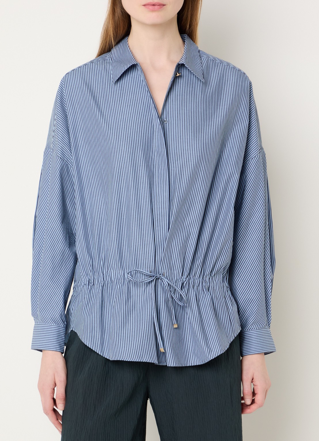 Sessùn Santalin blouse met streepprint en trekkoord - detail staalblauw