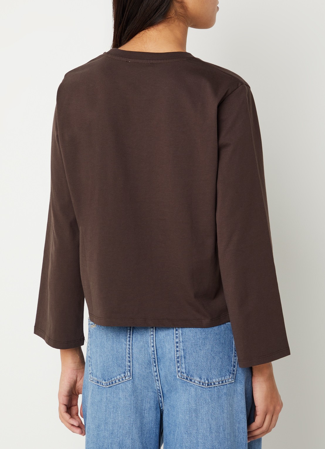 Sessùn Severiano long sleeve met ronde hals - achterkant 4 donkerbruin