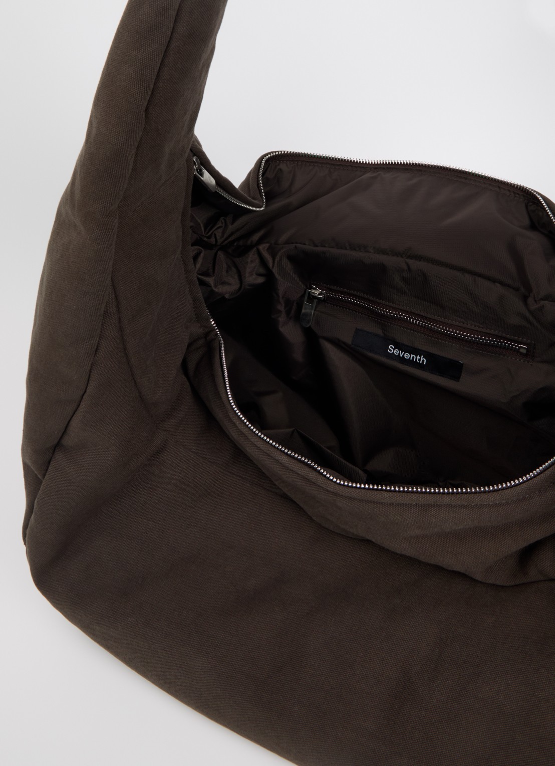 Seventh Lunar crossbodytas van canvas - detail 3 bronsgroen