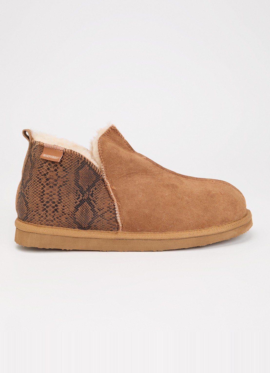 Shepherd Annie pantoffel van schapensuède met slangenprint - voorkant 4 cognac
