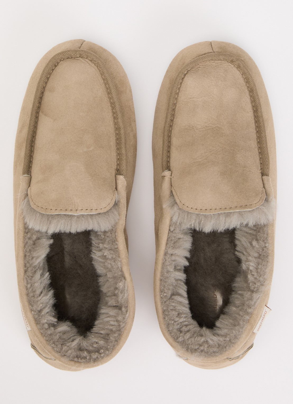 Shepherd Douglas pantoffel van schapensuède - detail 2 beige