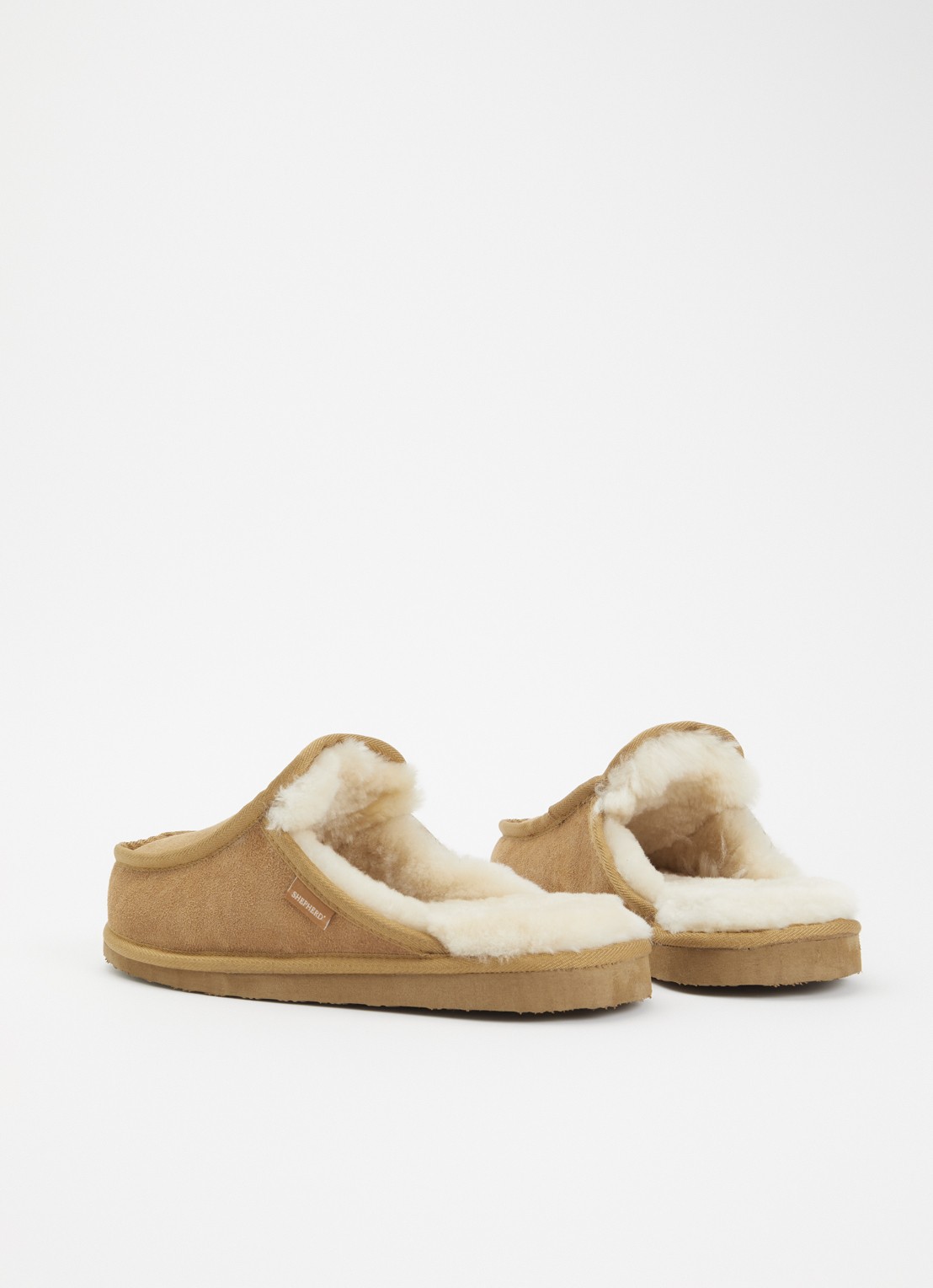 Shepherd Wilmer pantoffel van schapensuède - achterkant 4 cognac