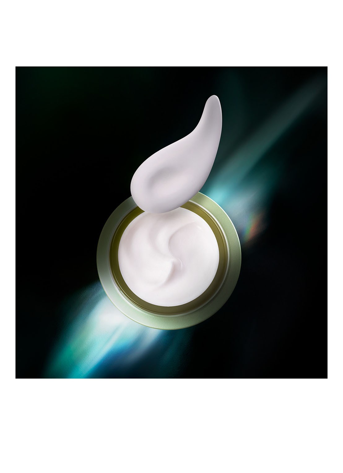 Shiseido Future Solution LX Legendary Enmei Ultimate Brilliance Eye Cream - oogcrème - voorkant 2 undefined