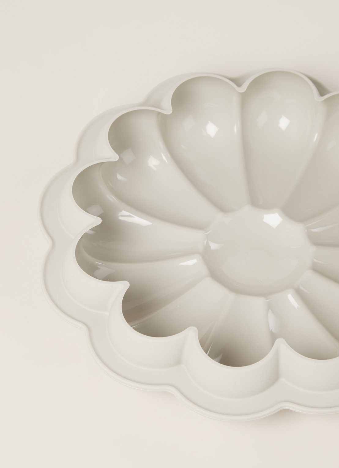Silikomart Primavera bakvorm van siliconen 22 cm  - detail 3 lichtgrijs