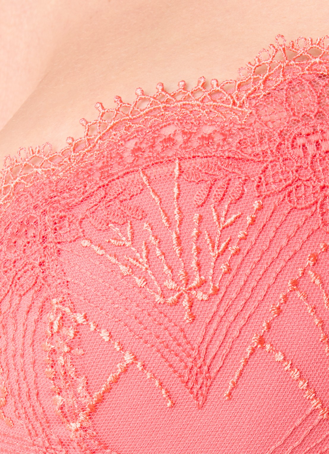 Simone Pérèle Allure push-up bh met uitneembare vulling en overlay van kant - detail 4 koraal
