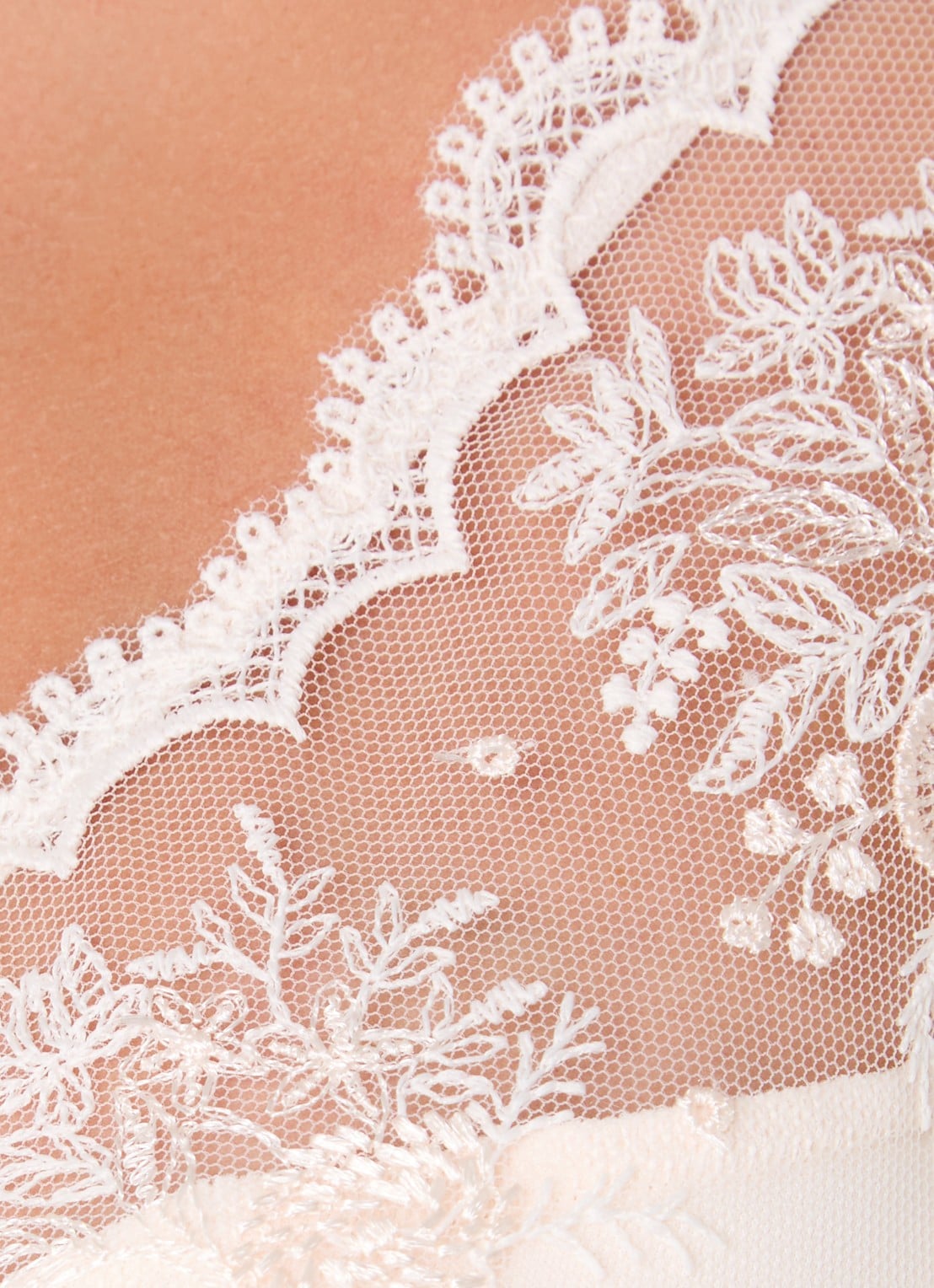 Simone Pérèle Intrigue push-up bh met uitneembare vulling - detail 4 lichtroze
