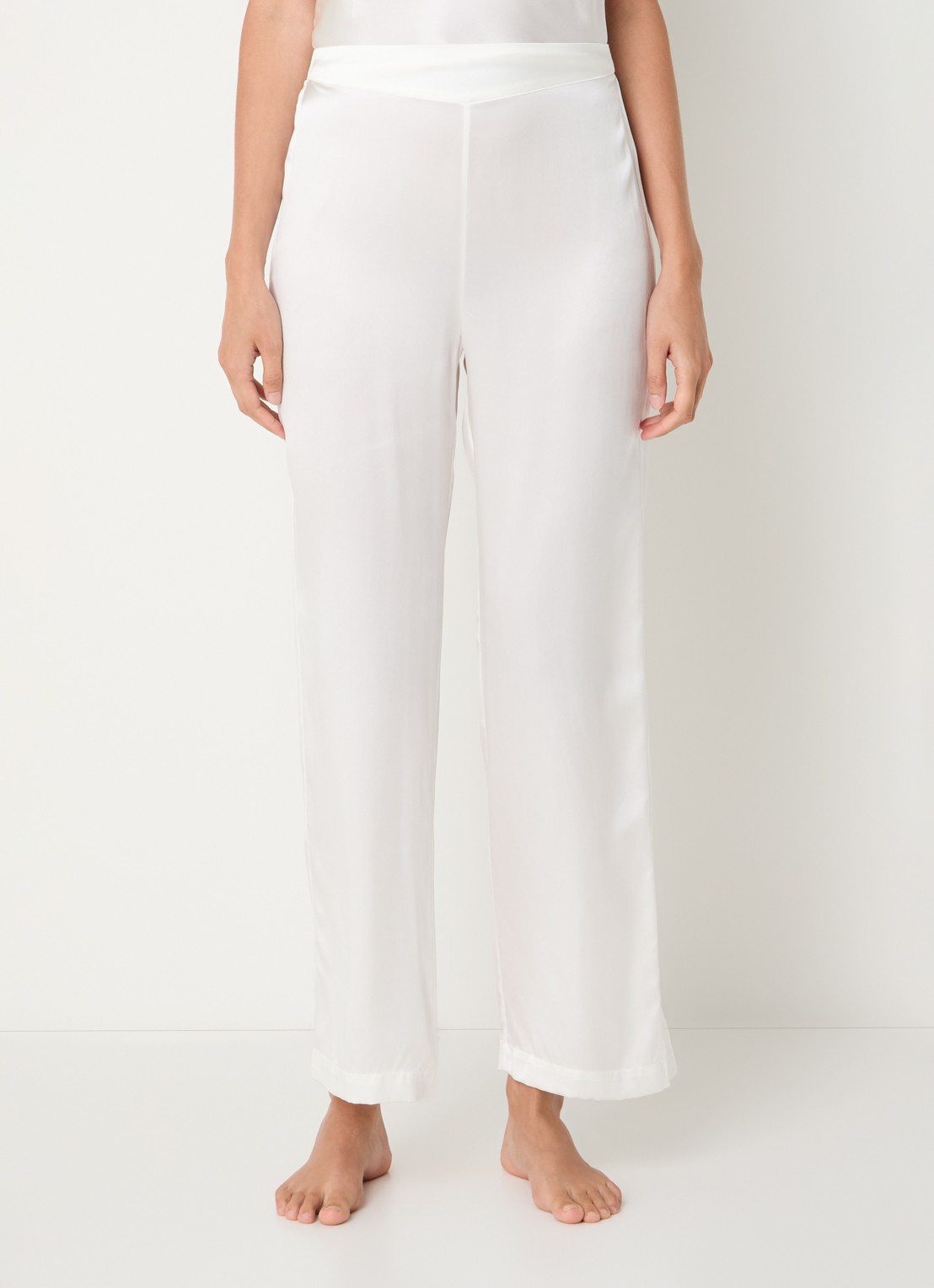 Simone Pérèle Love Me straight fit pyjamabroek van zijde - detail creme