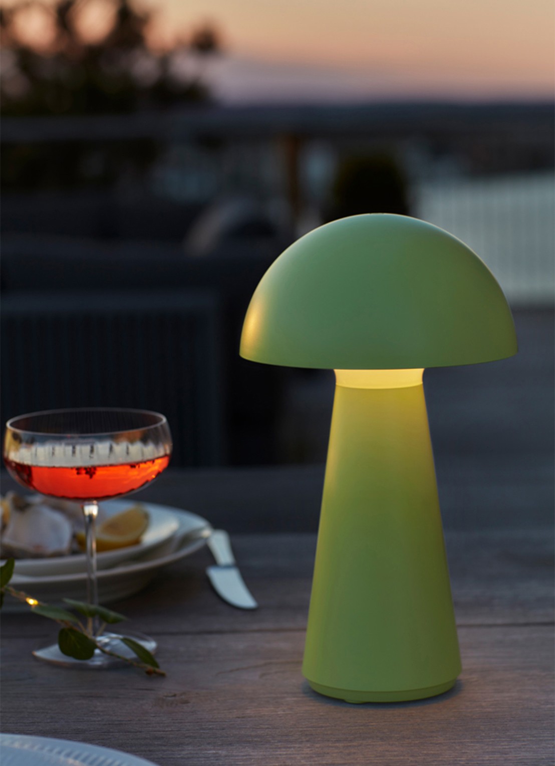 Sirius Sam tafellamp 29,5 x 17,5 cm - achterkant groen
