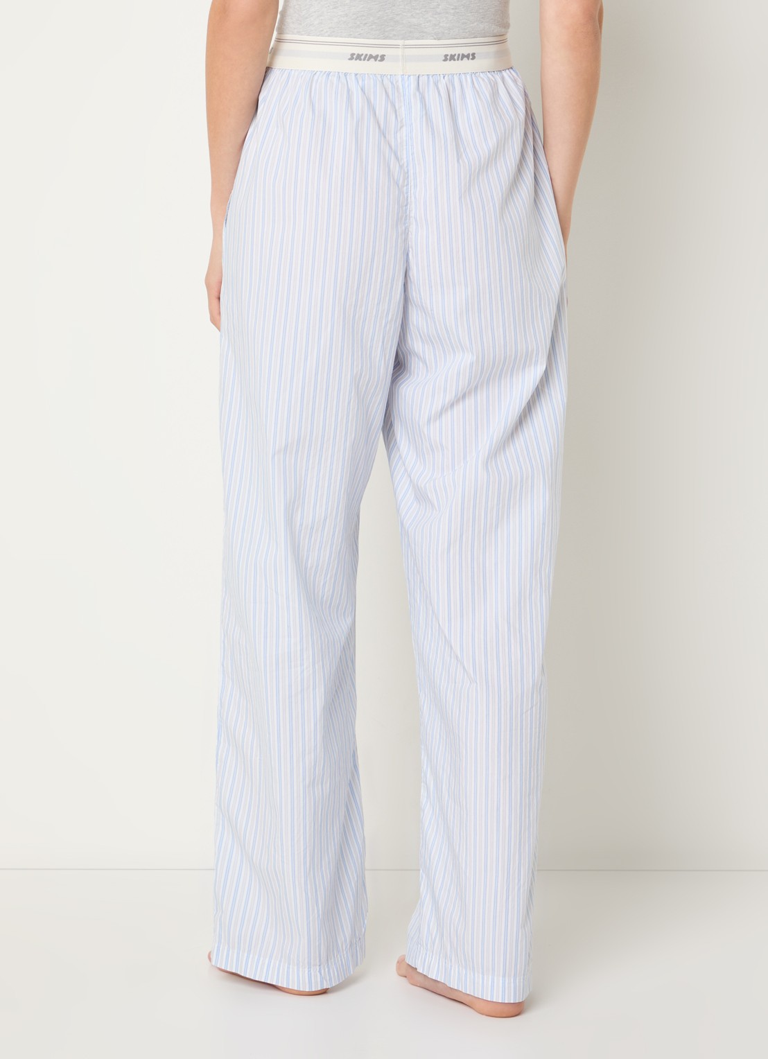 SKIMS Coton Poplin loungebroek met logoband - achterkant 7 blauw