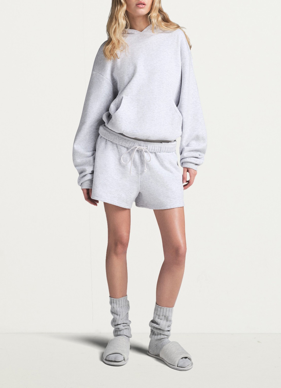SKIMS Cotton Fleece hoodie met kangoeroezak - detail 2 grijsmele