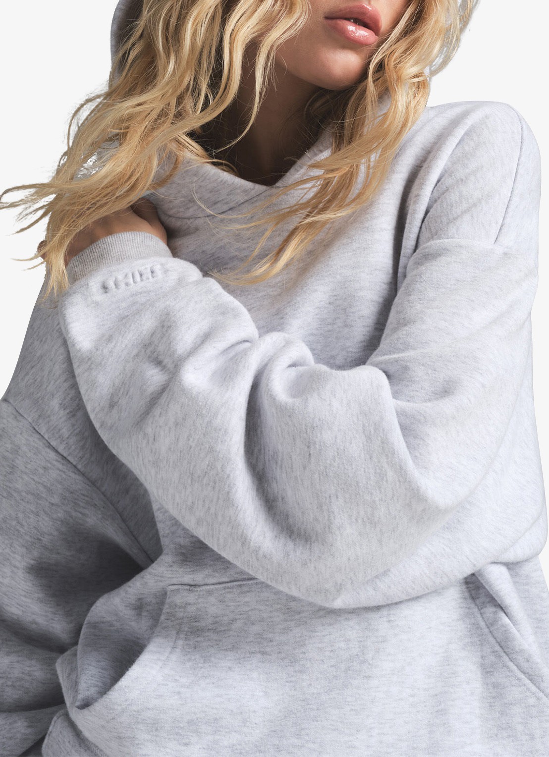SKIMS Cotton Fleece hoodie met kangoeroezak - detail 4 grijsmele