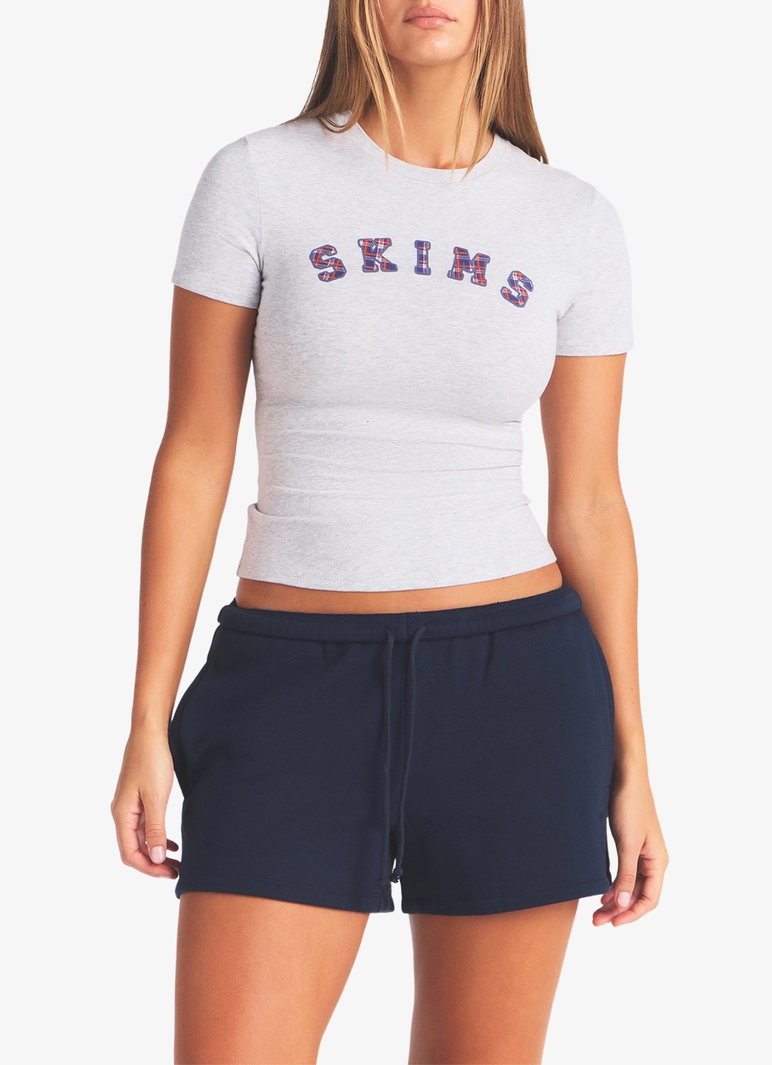 SKIMS Cotton Fleece short - detail 5 donkerblauw