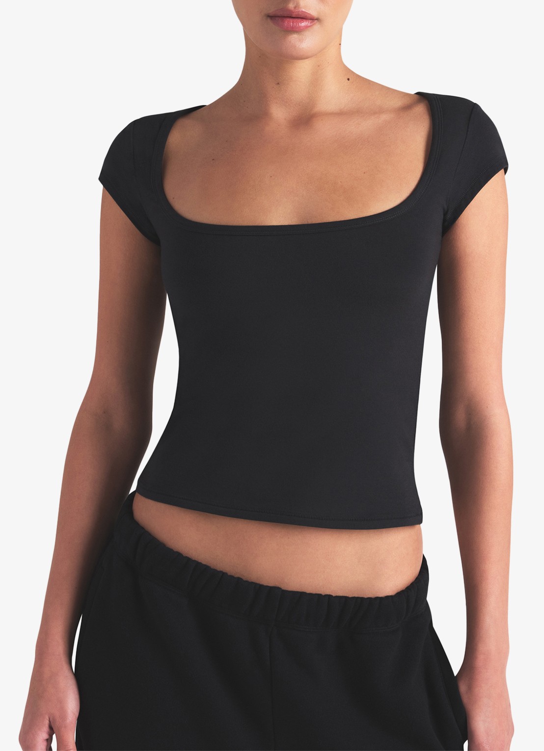 SKIMS Cotton Jersey t-shirt met rechthoekige hals - detail 3 zwart