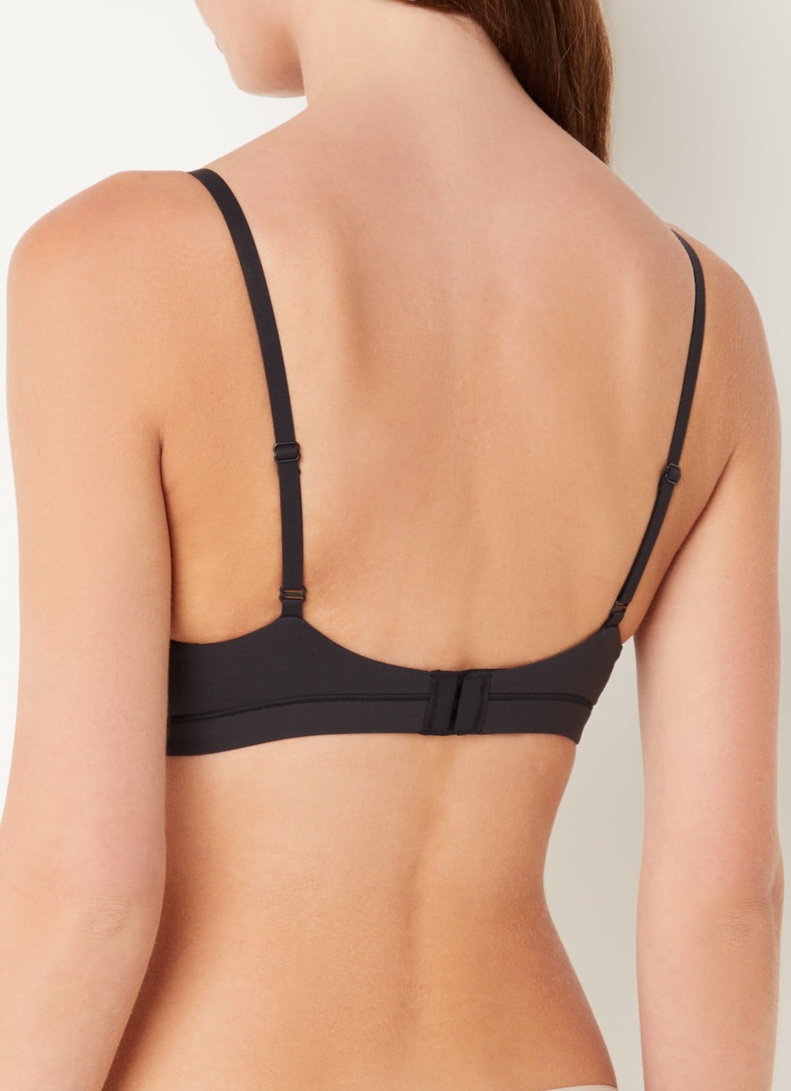 SKIMS Crsvr bralette in 2-pack - achterkant 4 zwart