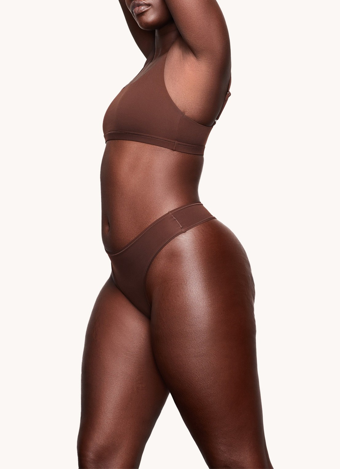 SKIMS Fits Everybody bralette zonder vulling - detail 3 donkerbruin
