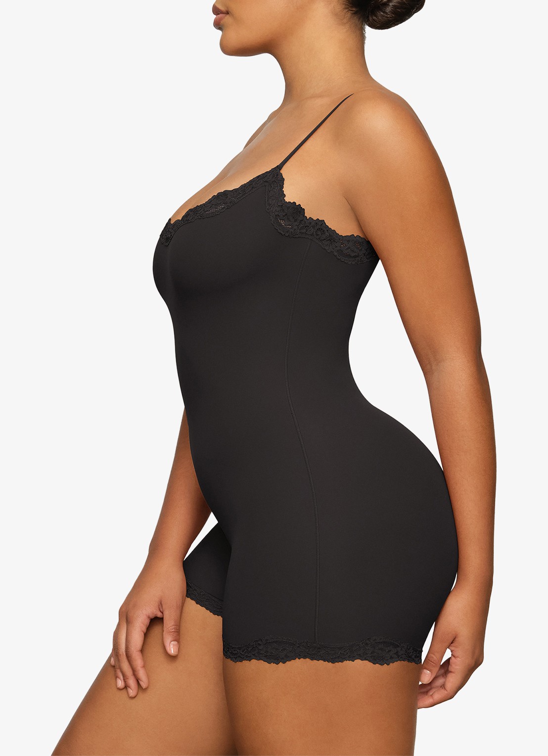 SKIMS Fits Everybody playsuit met details van kant - detail 3 zwart