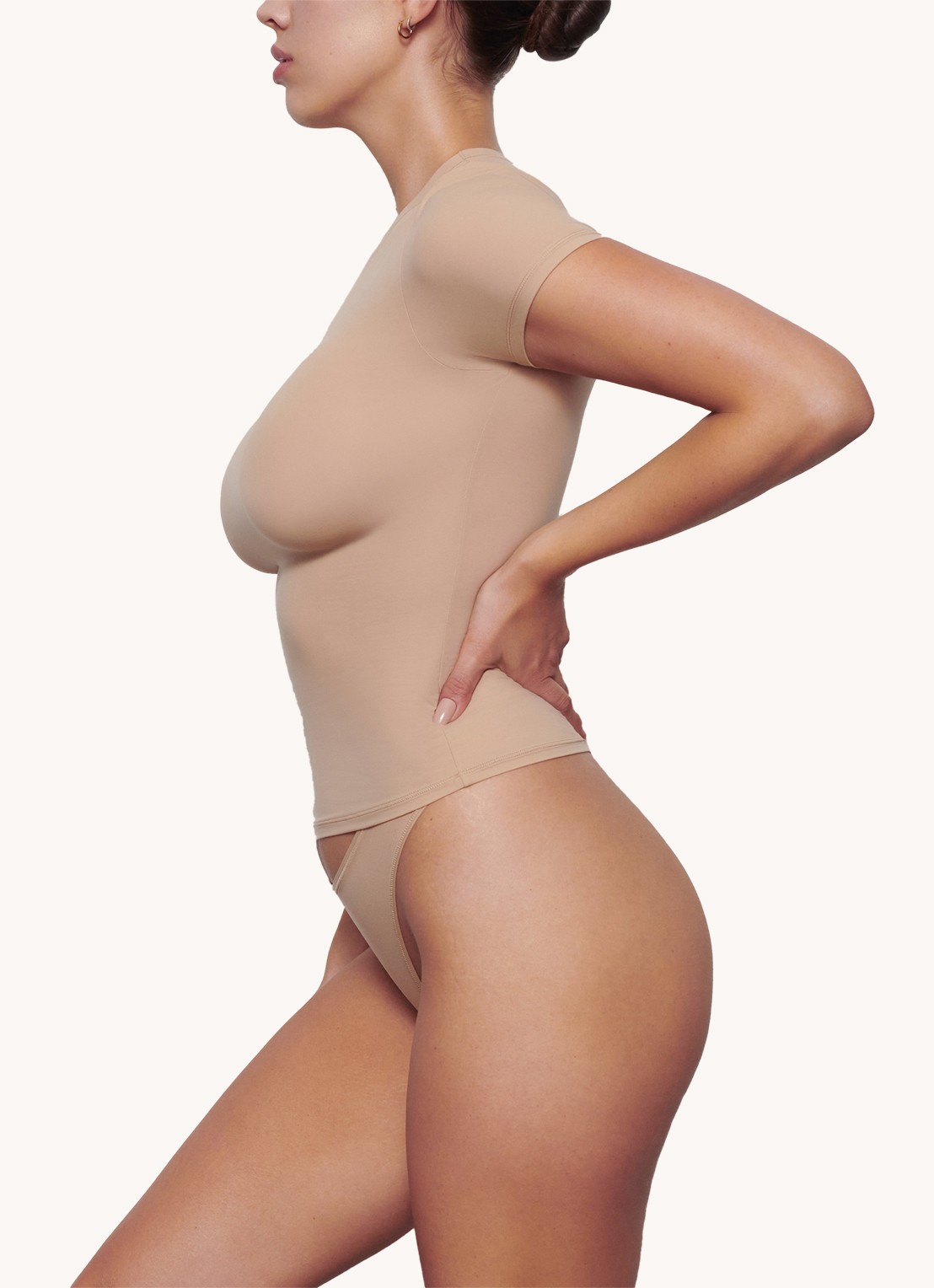 SKIMS Fits Everybody T-shirt met ronde hals - detail 2 beige