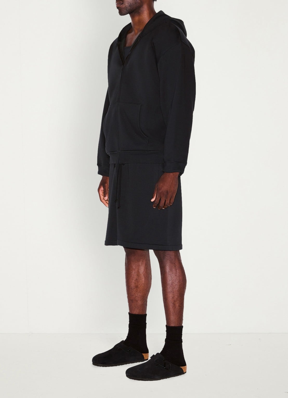 SKIMS Fleece Lounge vest met capuchon - voorkant 3 washed onyx
