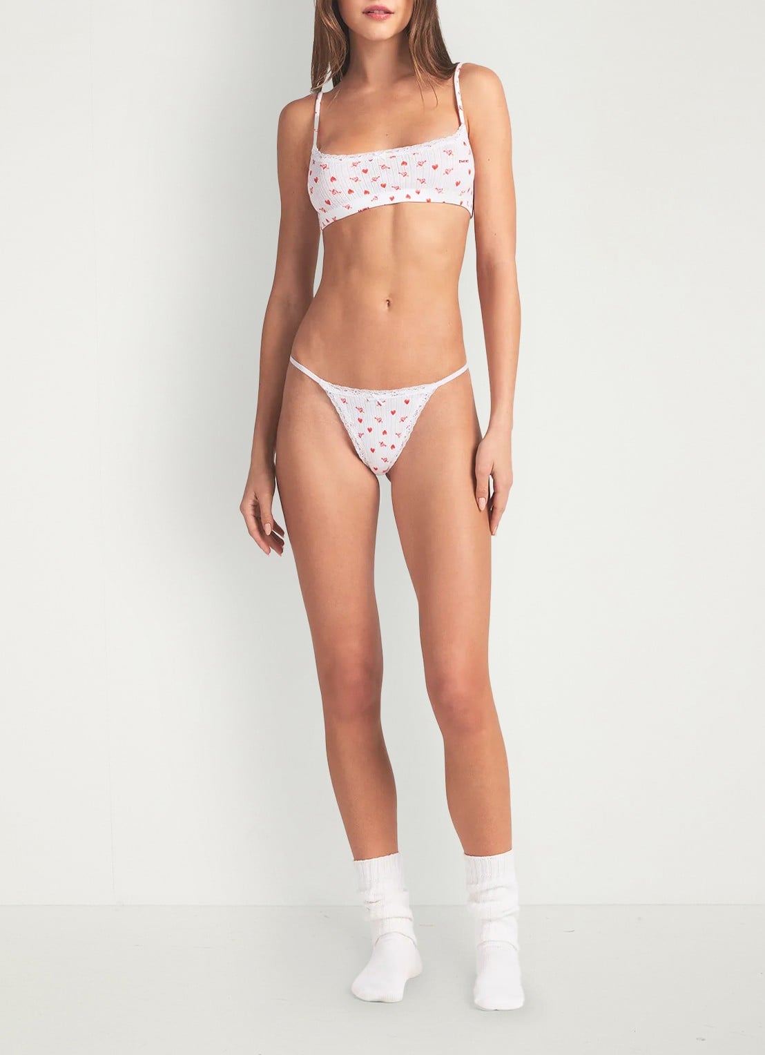 SKIMS Lightweight Cotton Pointelle bralette met print - voorkant 4 snow arrowed hearts
