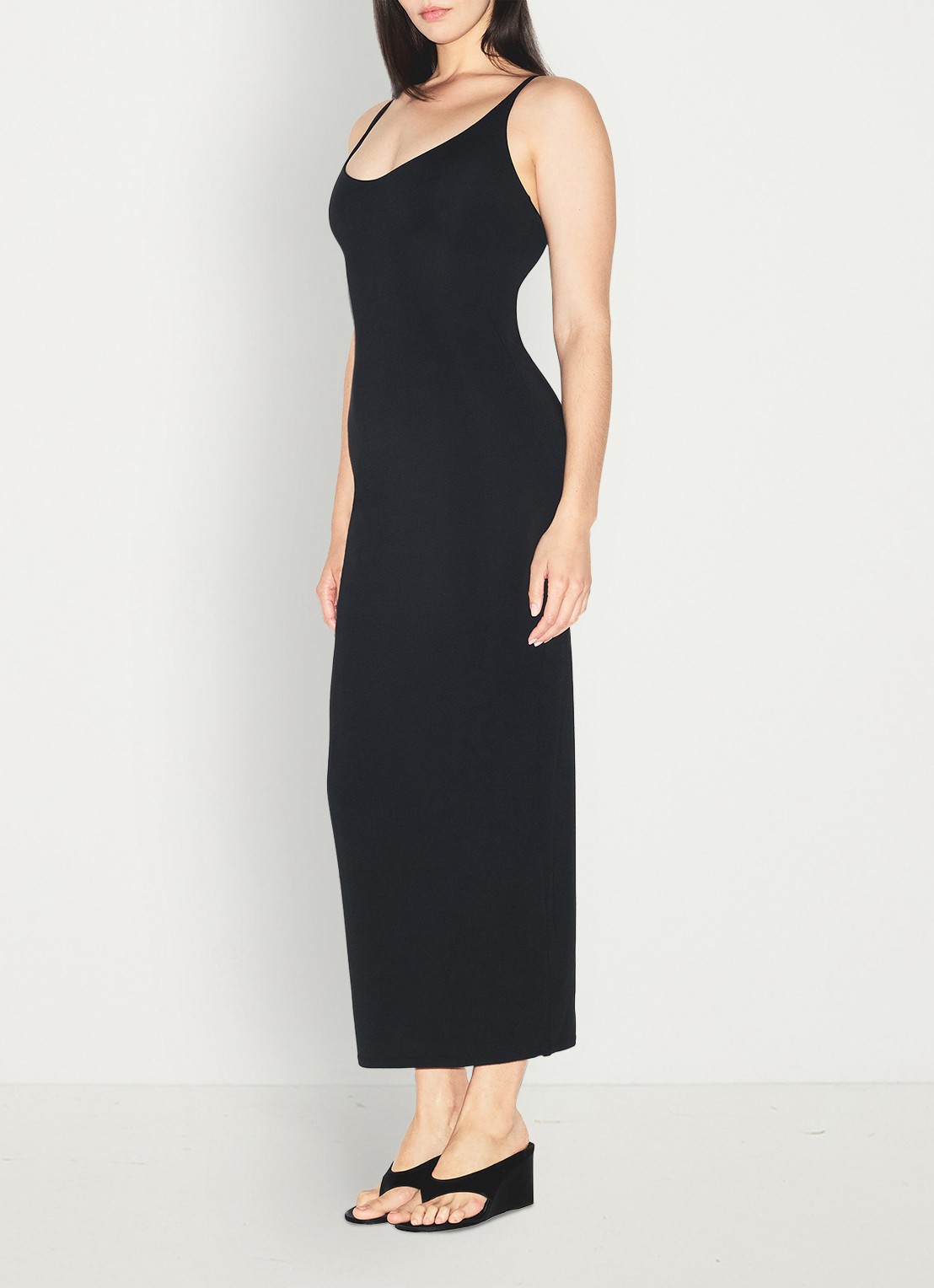 SKIMS Maxi jurk met rechthoekige hals - detail 7 donkerblauw