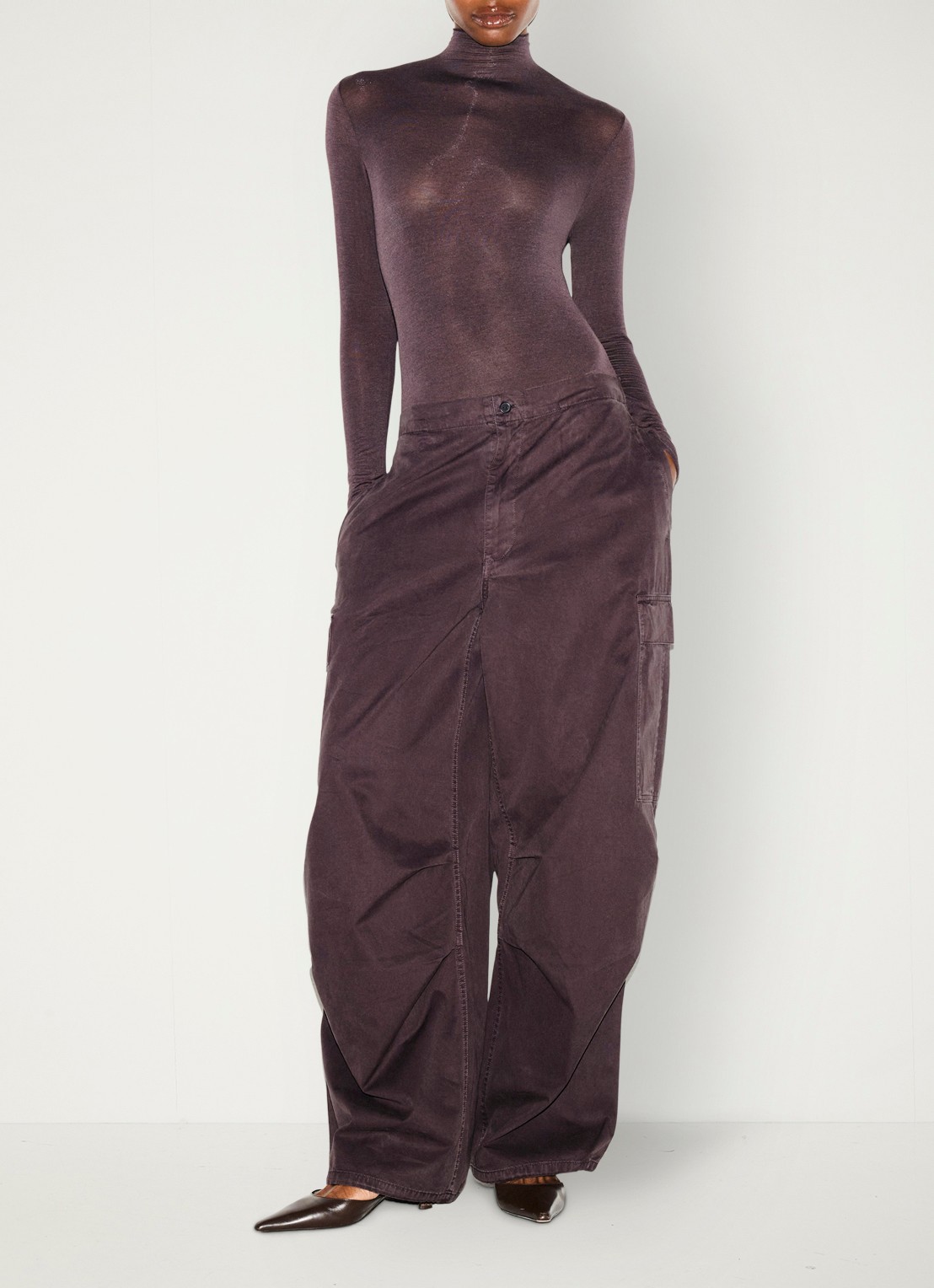 SKIMS Sheer Modal semi-transparante body in kasjmierblend met col  - voorkant 5 phoenix
