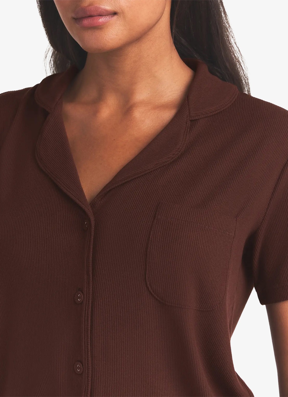 SKIMS Soft Lounge pyjamaset  - detail 5 chocoladebruin