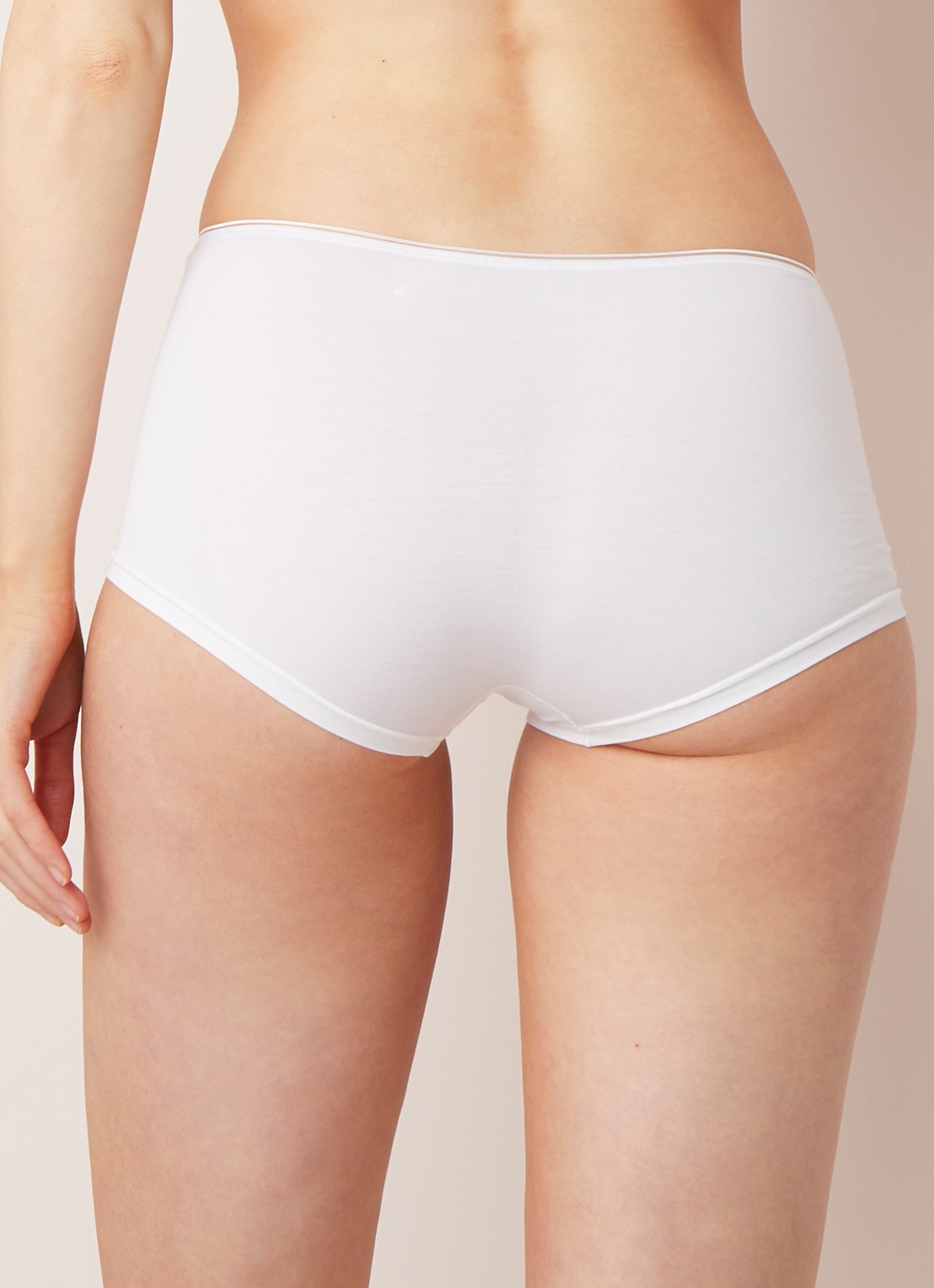 Sloggi Feel Sensational shorty - achterkant 2 wit