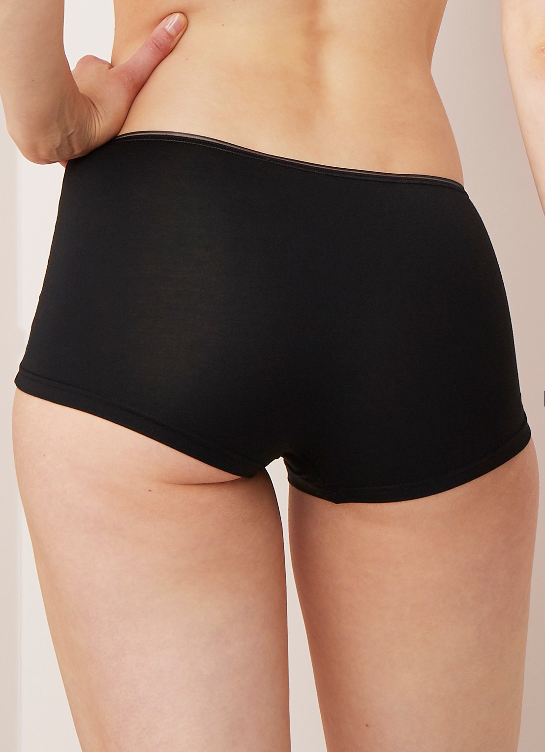 Sloggi Feel Sensational shorty - achterkant zwart