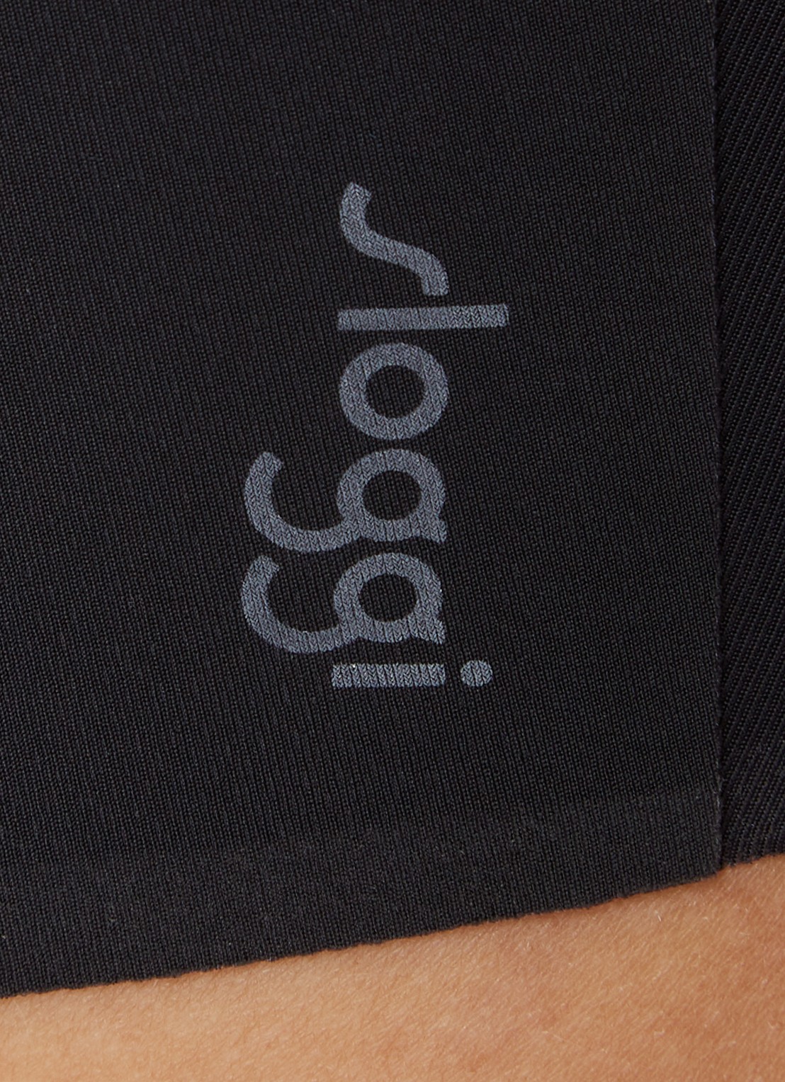 Sloggi Zero Feel 2.0 naadloze crop top met uitneembare vulling - detail 2 zwart
