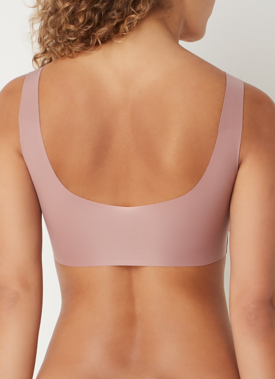 Sloggi Zero Feel 2.0 naadloze crop top met uitneembare vulling - achterkant oudroze