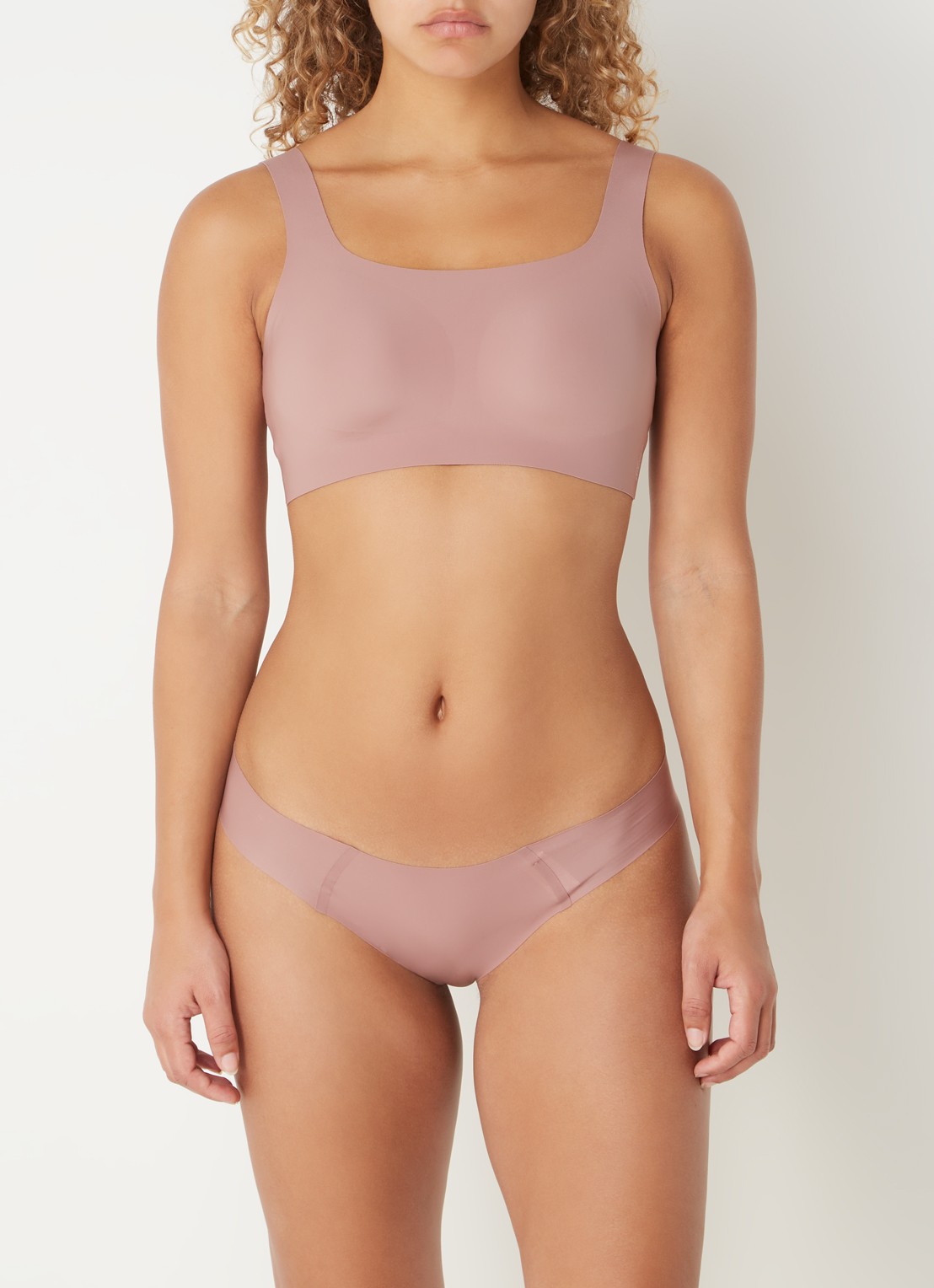 Sloggi Zero Feel 2.0 naadloze tanga - voorkant 3 oudroze