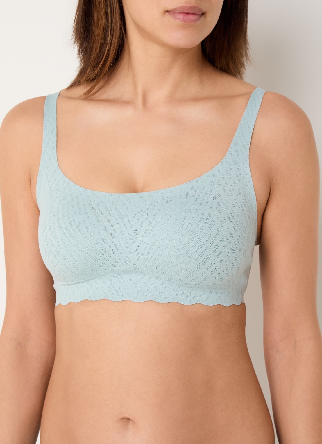 Sloggi Zero Feel Bliss naadloze bralette met uitneembare vulling - detail 2 turquoise