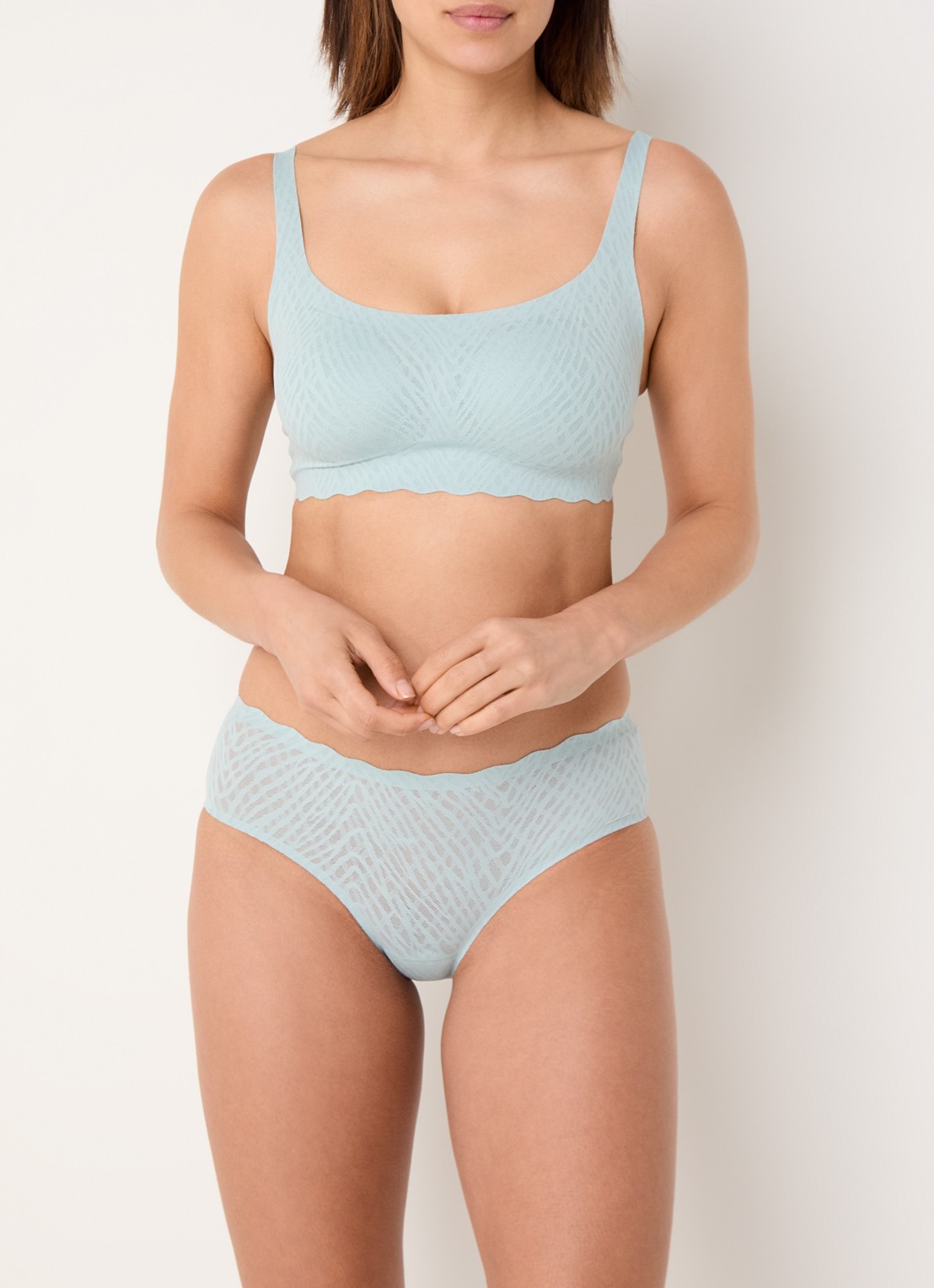 Sloggi Zero Feel Bliss naadloze bralette met uitneembare vulling - voorkant 5 turquoise