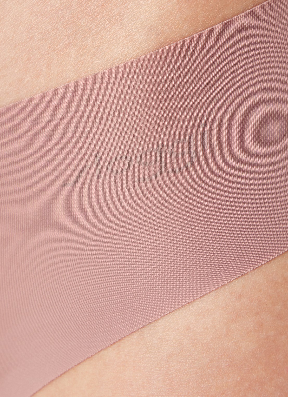 Sloggi ZERO Microfibre naadloze string - detail 4 bruin