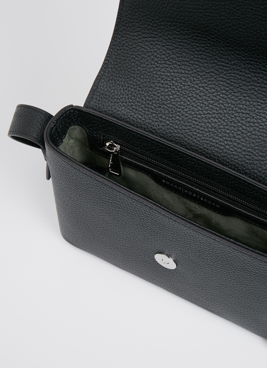 Smaak Megan crossbodytas van leer met logo - detail 2 zwart
