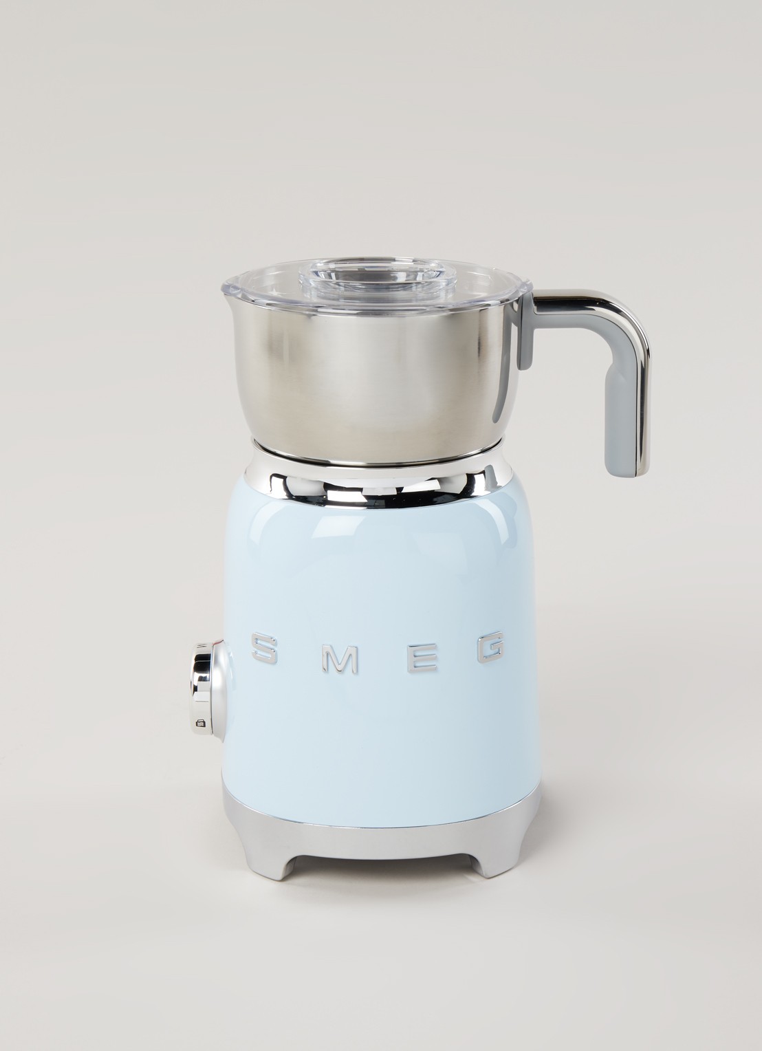 SMEG 50's Style Melkopschuimer 600 ml - voorkant 4 lichtblauw