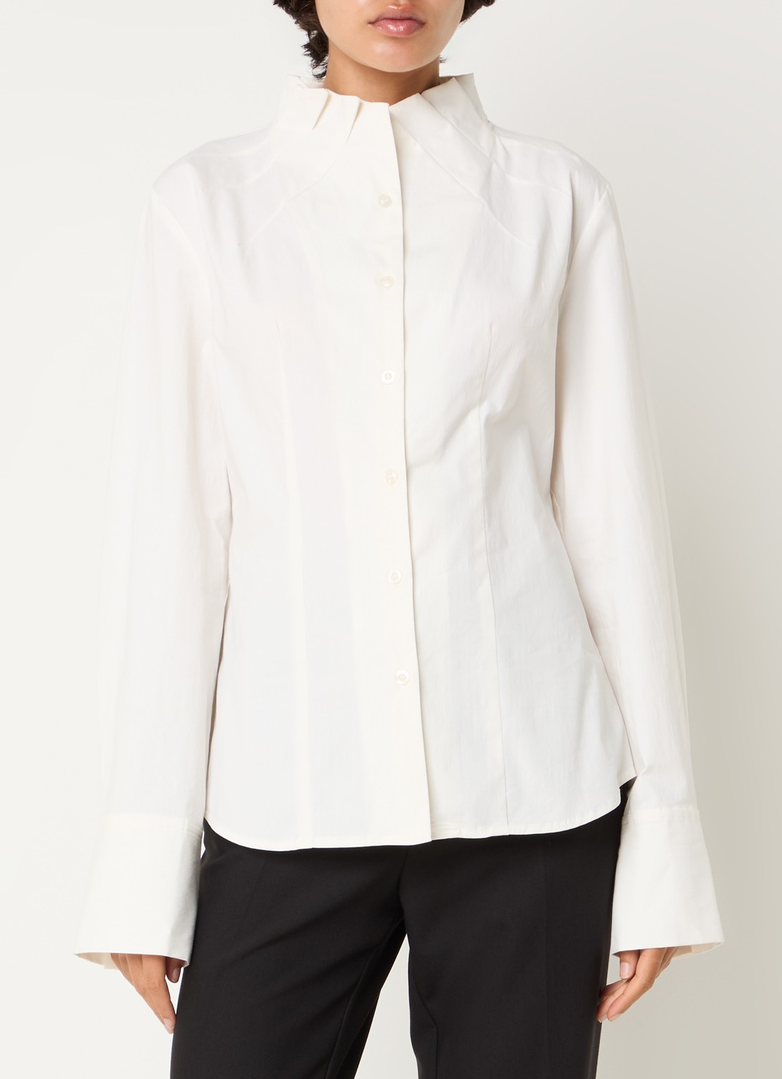Sofie Schnoor Edensw blouse met opstaande kraag - detail gebroken wit