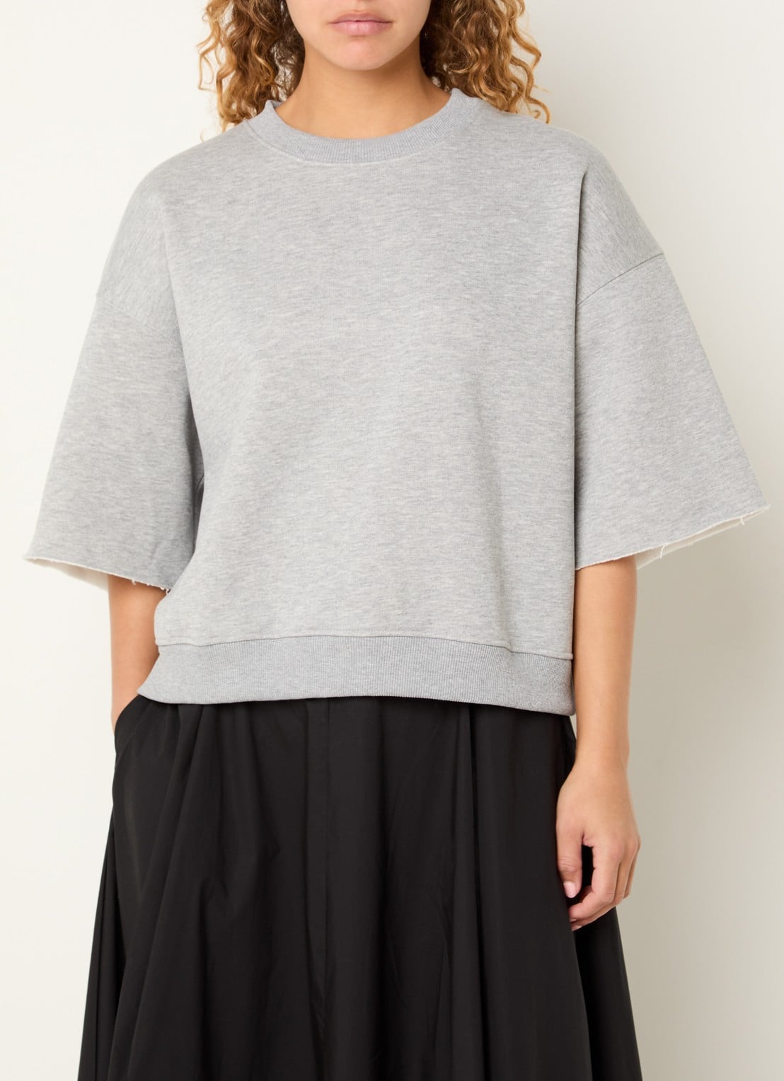 Sofie Schnoor EloiseSY sweater met front- en backprint - achterkant lichtgrijs
